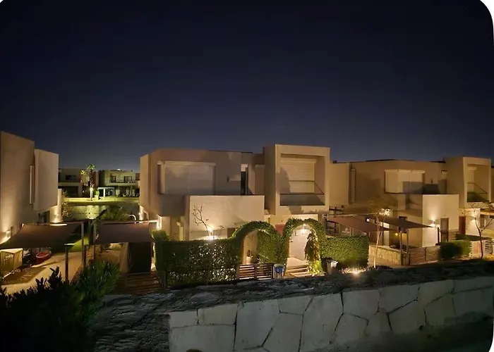 Azha Villa *